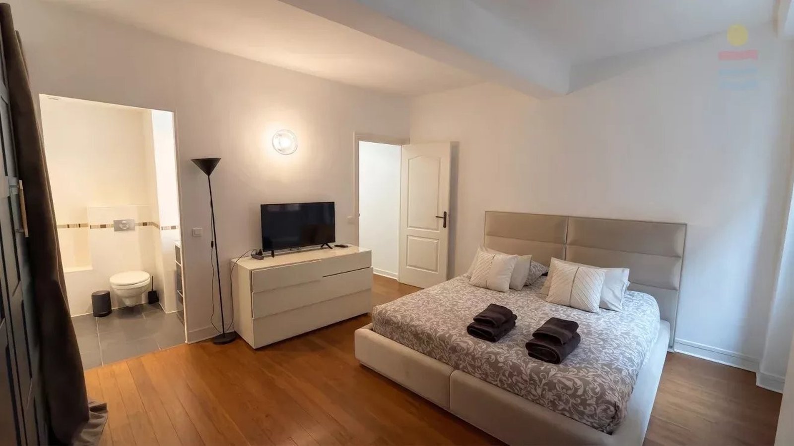 Property photo in Old Town