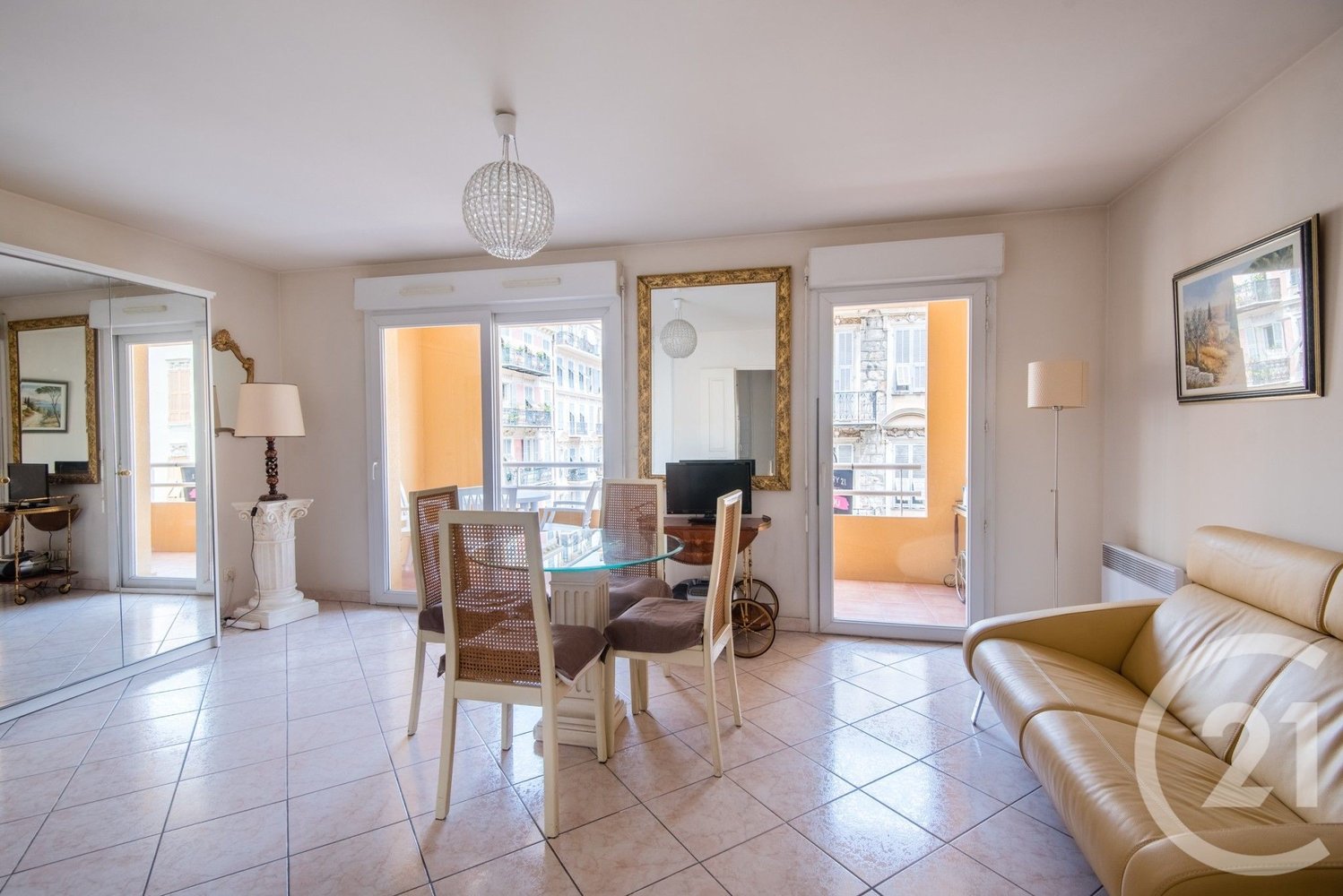 Property photo in Port