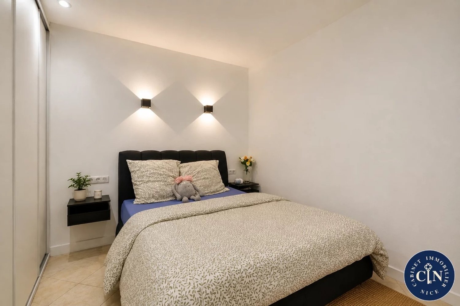 Property photo in Port