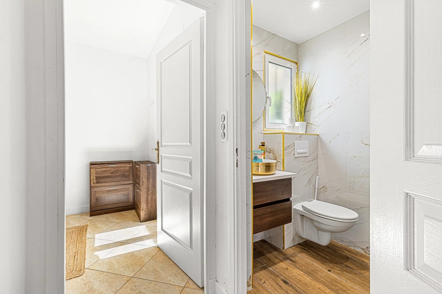 Property photo in Port