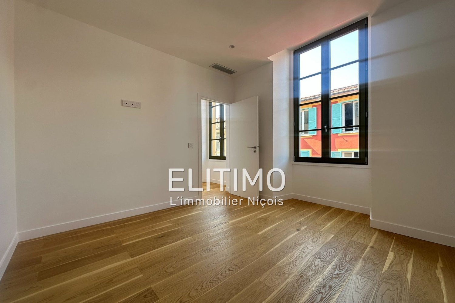 Property photo in Port