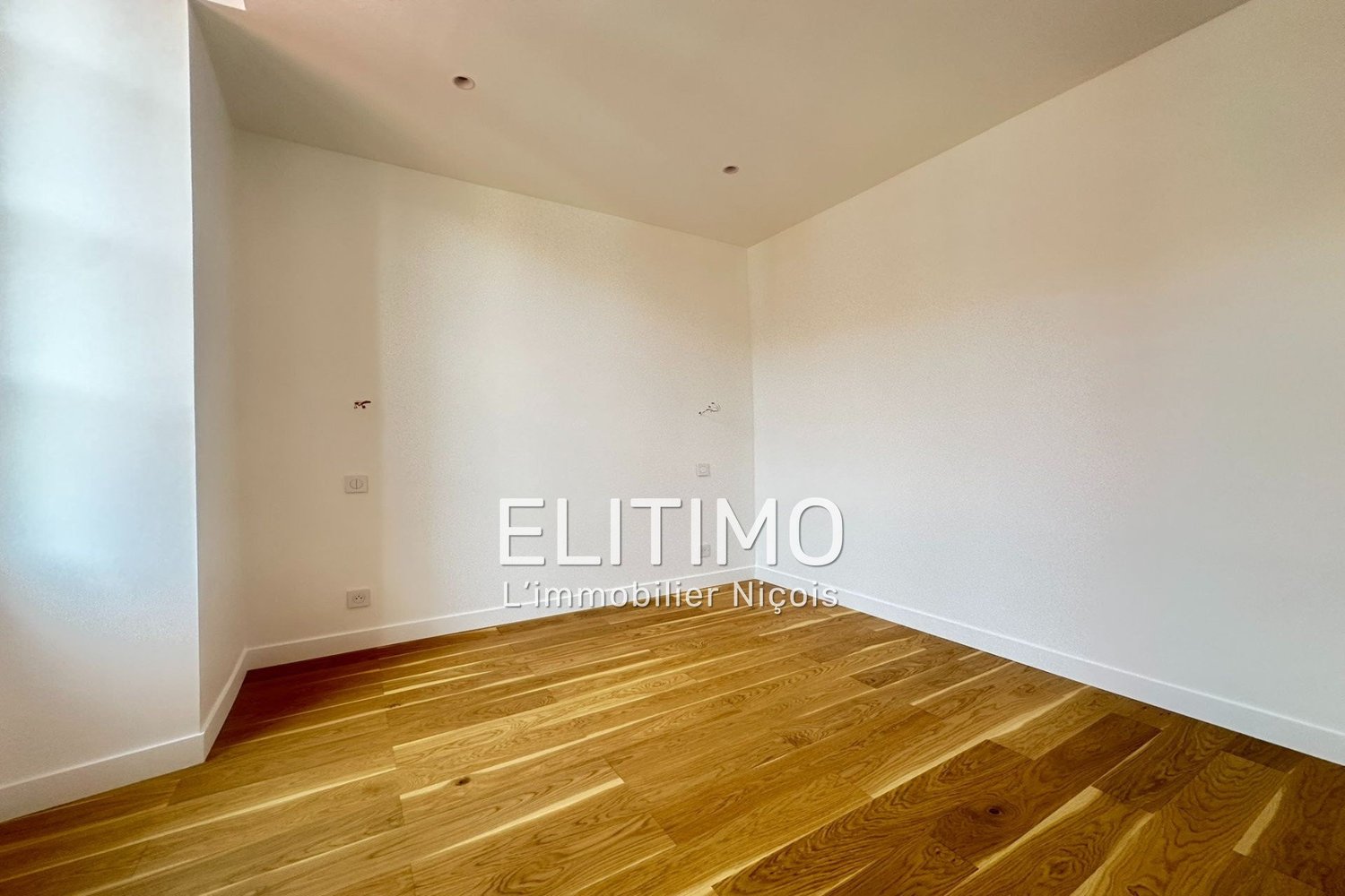 Property photo in Port