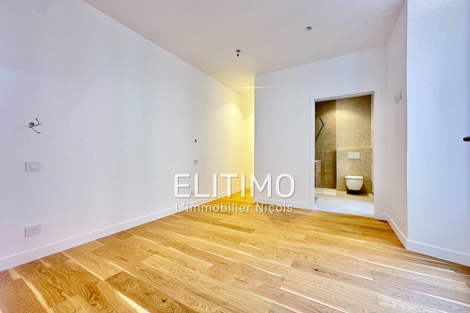 Property photo in Port