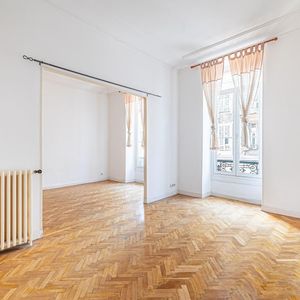 Property in Carre d'Argent