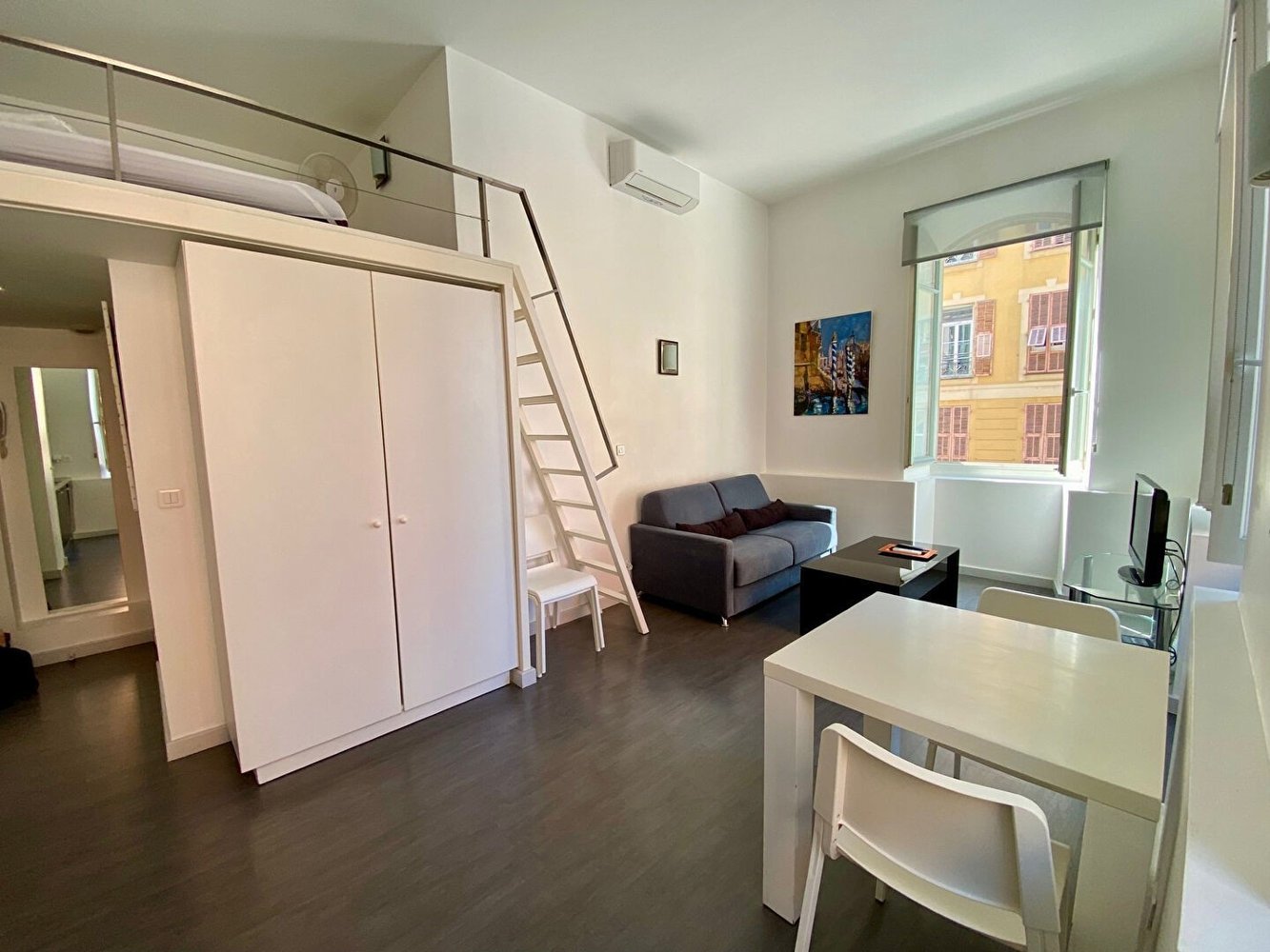 Property photo in Carre d'Argent