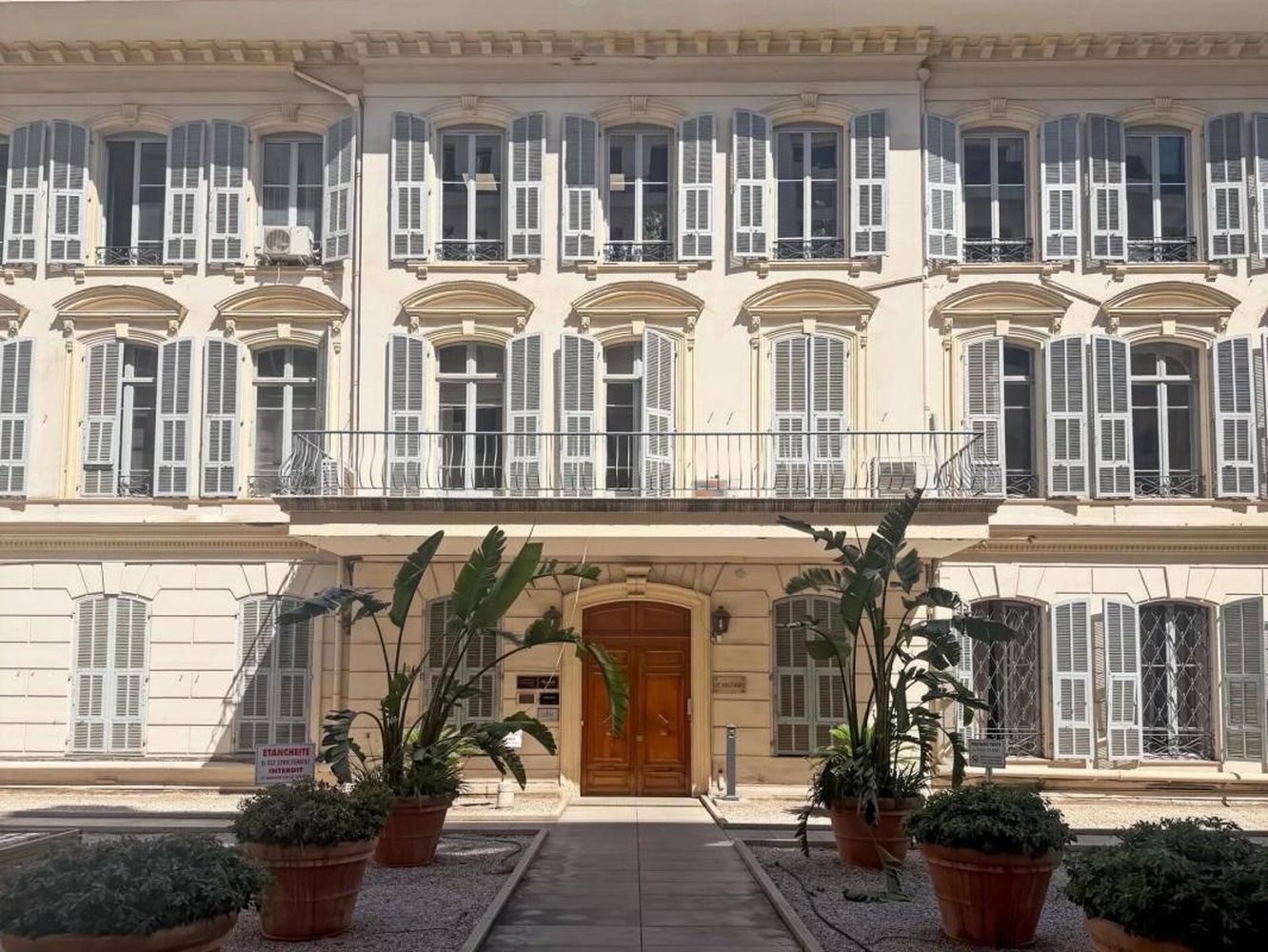 Property photo in Carre d'Argent