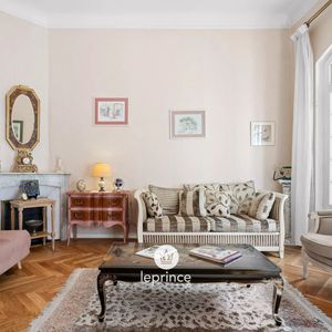 Property in Carre d'Argent