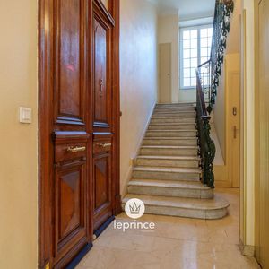 Property in Carre d'Argent