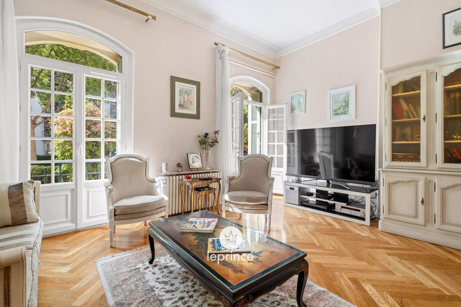 Property photo in Carre d'Argent