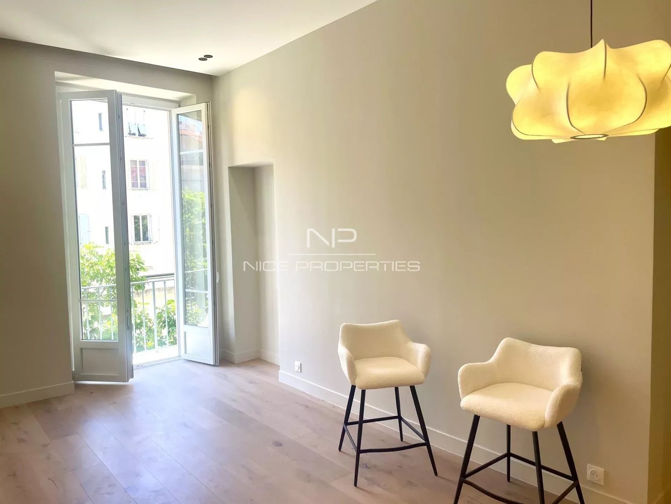 Property photo in Carre d'Argent