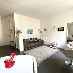 Property in Carre d'Argent