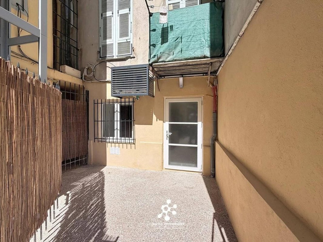 Property photo in Carre d'Argent