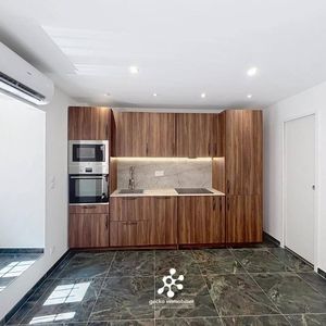 Property in Carre d'Argent