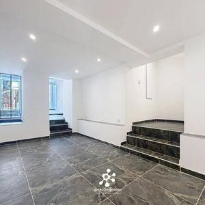 Property in Carre d'Argent