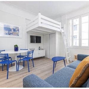 Property in Carre d'Or