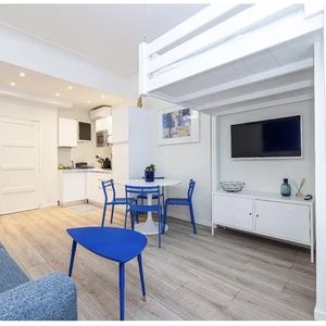 Property in Carre d'Or