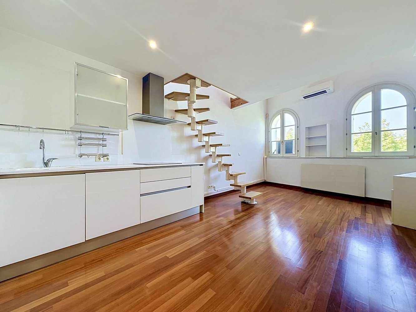Property photo in Carre d'Or