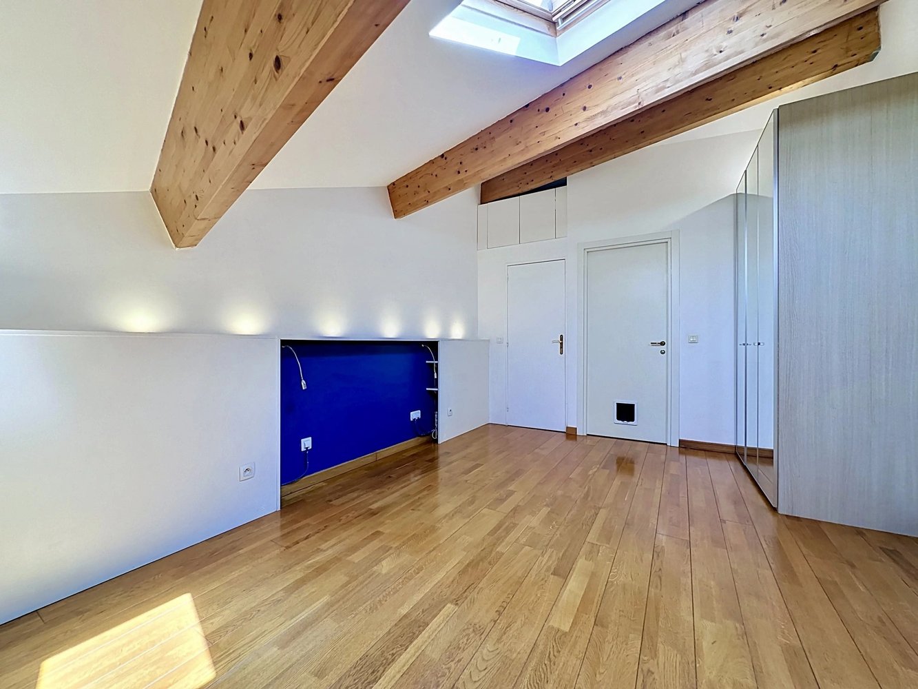 Property photo in Carre d'Or
