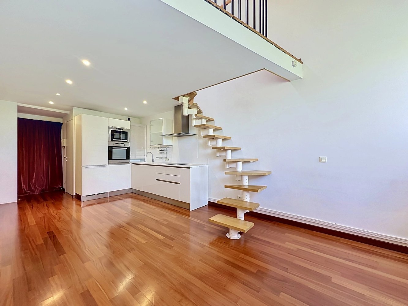 Property photo in Carre d'Or
