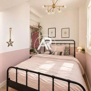 Property in Carre d'Or