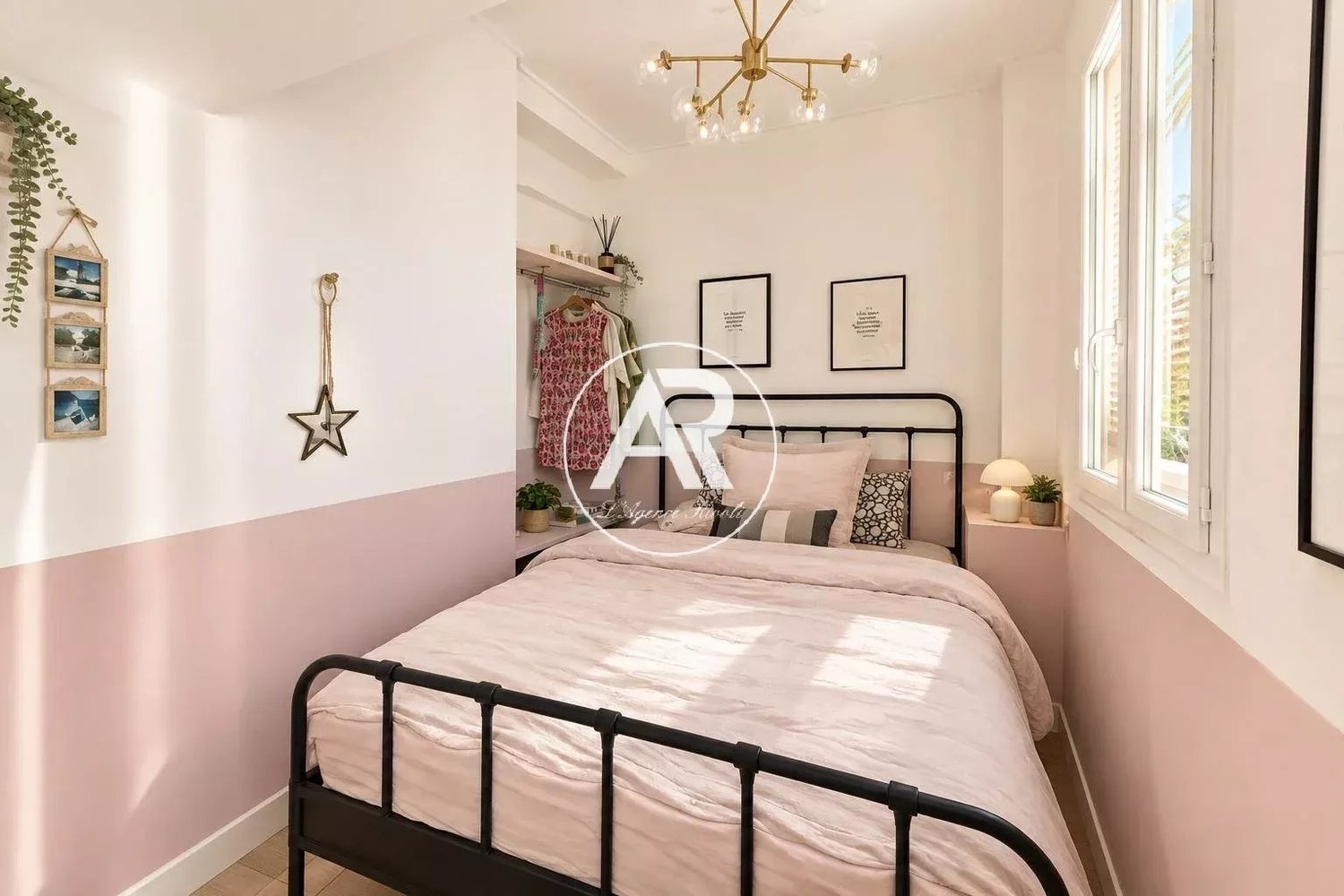 Property photo in Carre d'Or