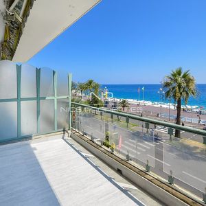 Property in Carre d'Or