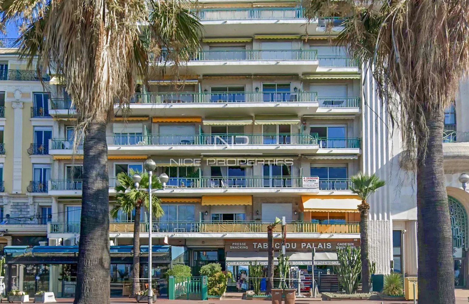 Property photo in Carre d'Or