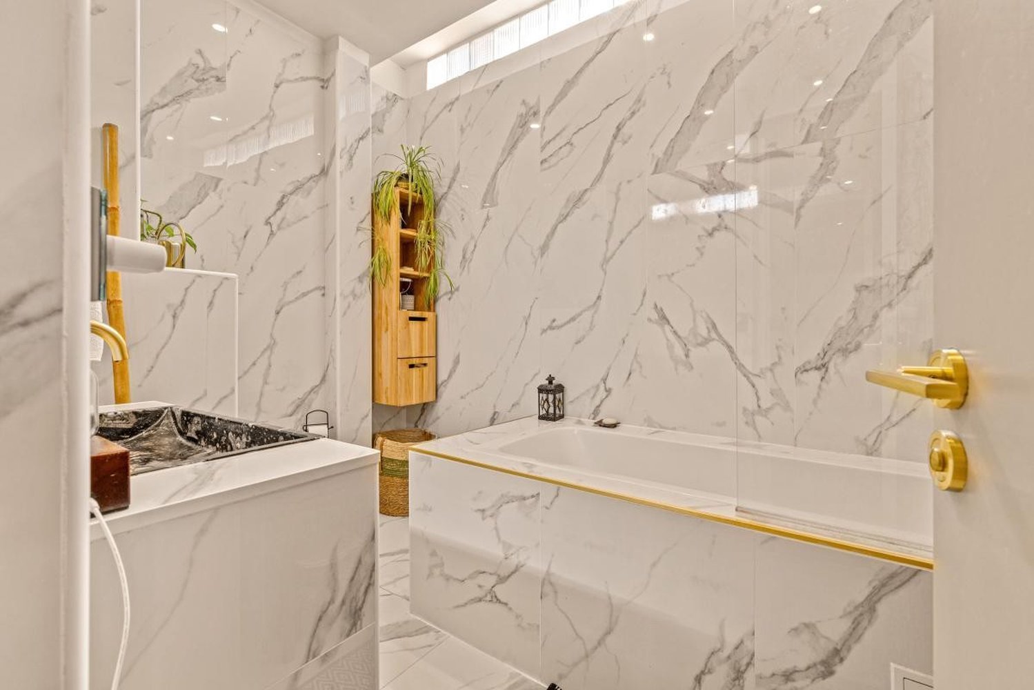 Property photo in Carre d'Or