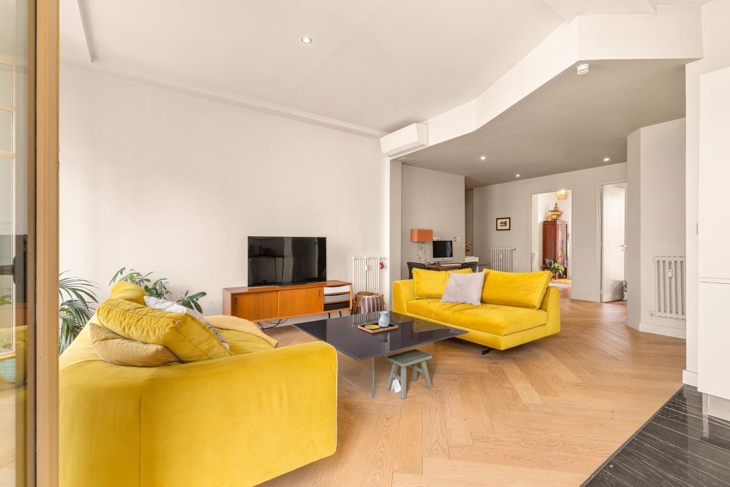 Property photo in Carre d'Or