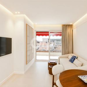 Property in Carre d'Or