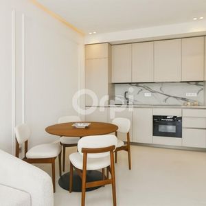 Property in Carre d'Or