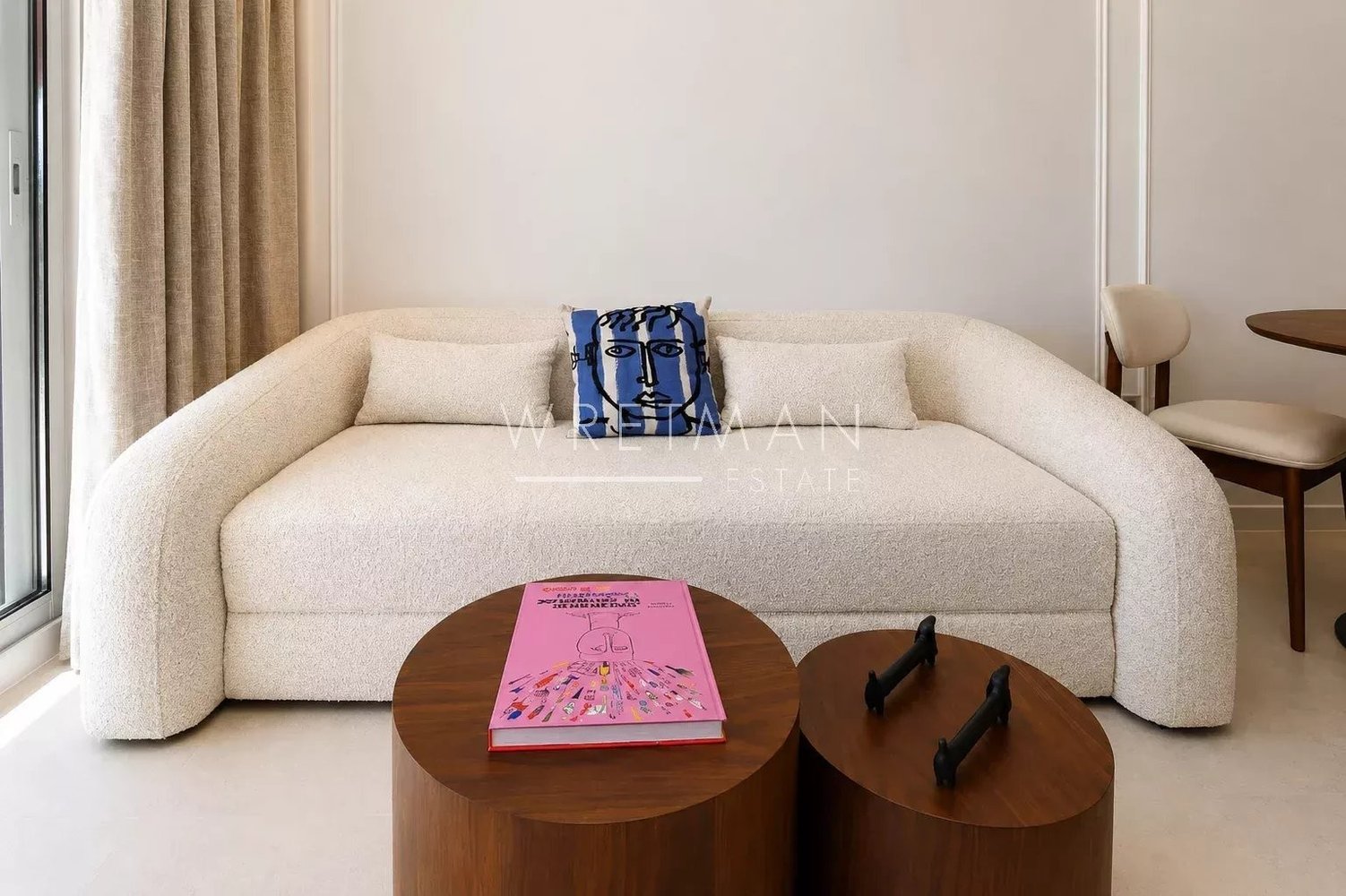 Property photo in Carre d'Or