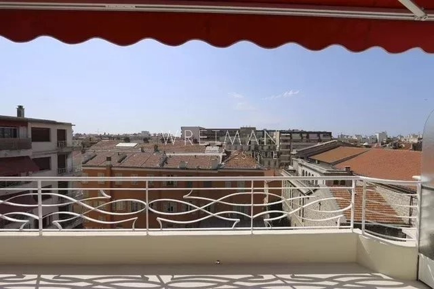 Property photo in Carre d'Or