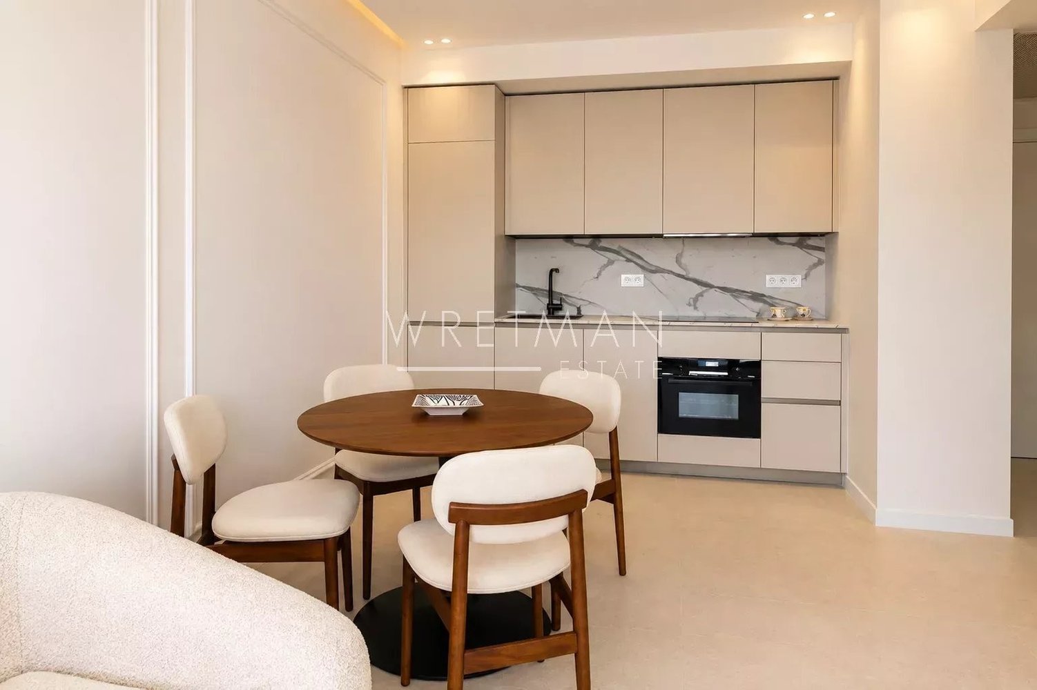 Property photo in Carre d'Or