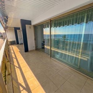 Property in Carre d'Or