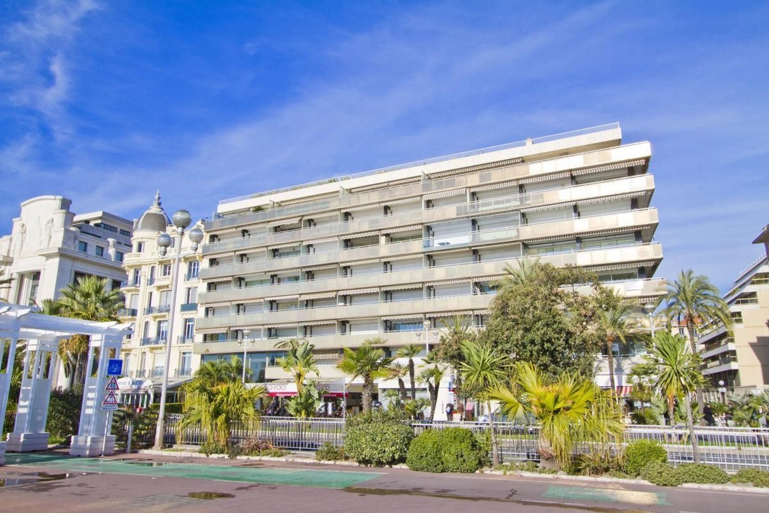 Property photo in Carre d'Or
