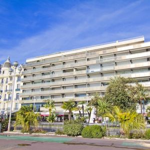 Property in Carre d'Or