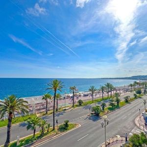 Property in Carre d'Or