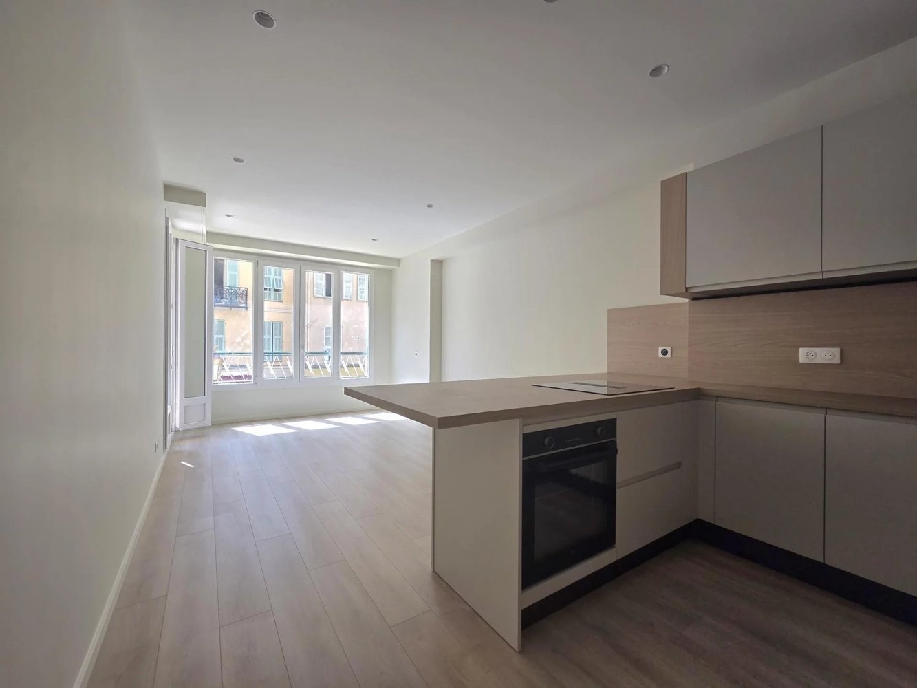 Property photo in Carre d'Or