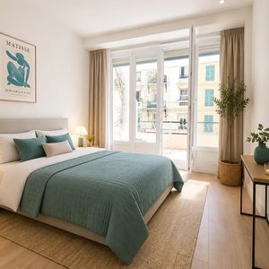 Property in Carre d'Or