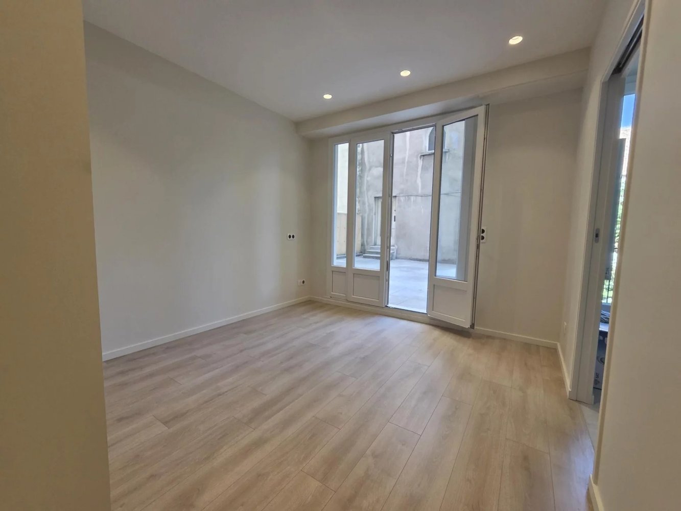 Property photo in Carre d'Or