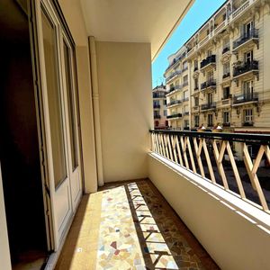 Property in Carre d'Or