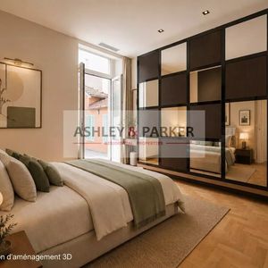 Property in Carre d'Or