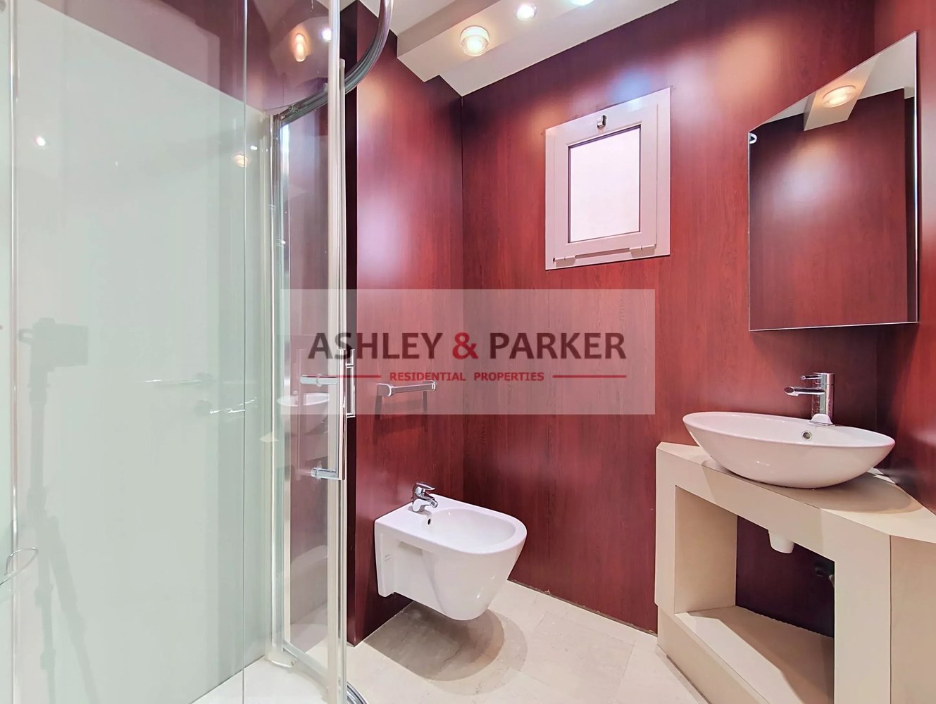 Property photo in Carre d'Or