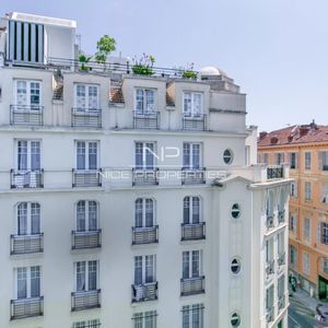 Property in Carre d'Or