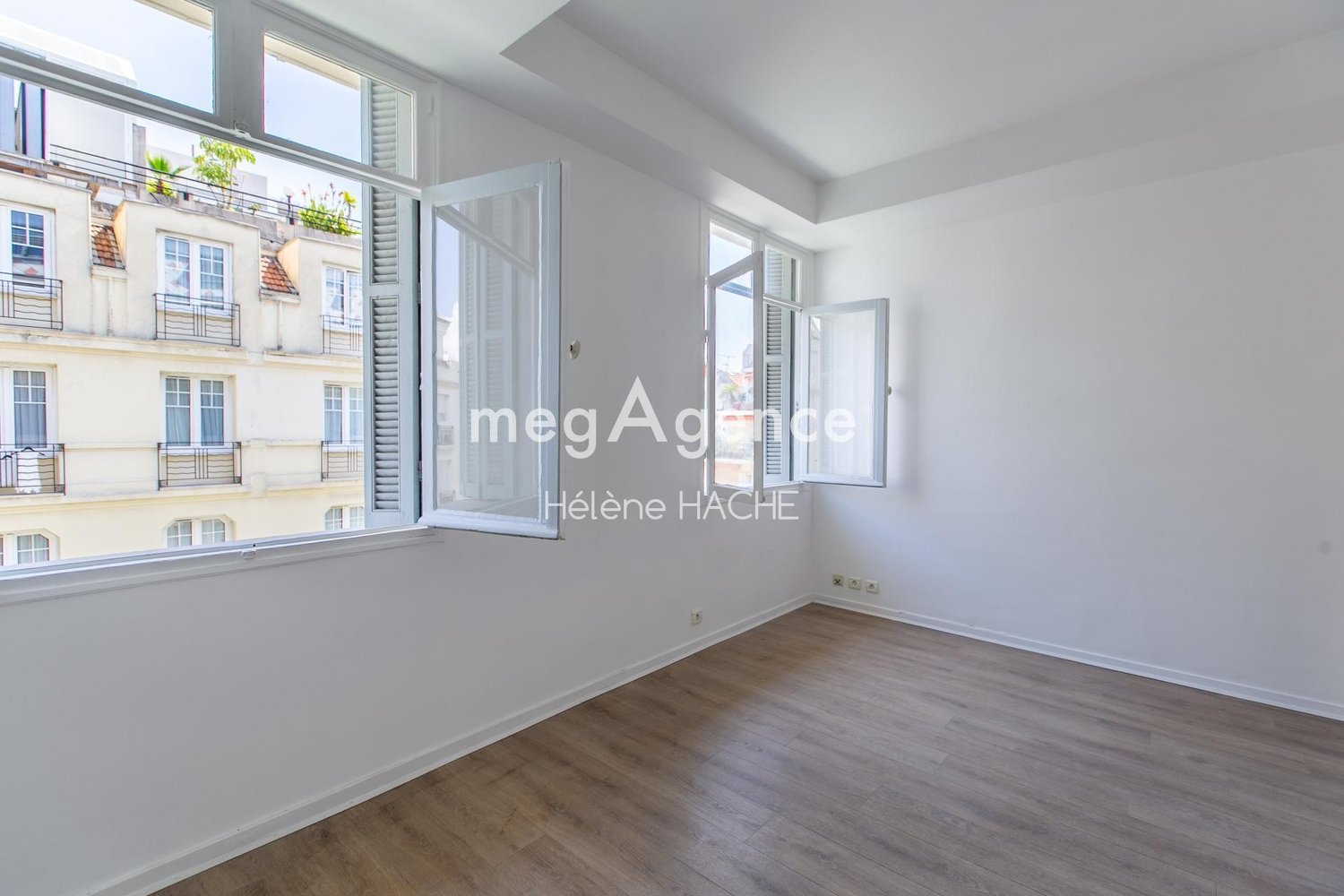 Property photo in Carre d'Or