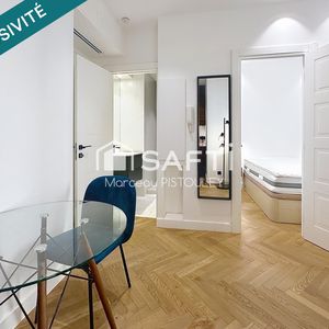 Property in Carre d'Or