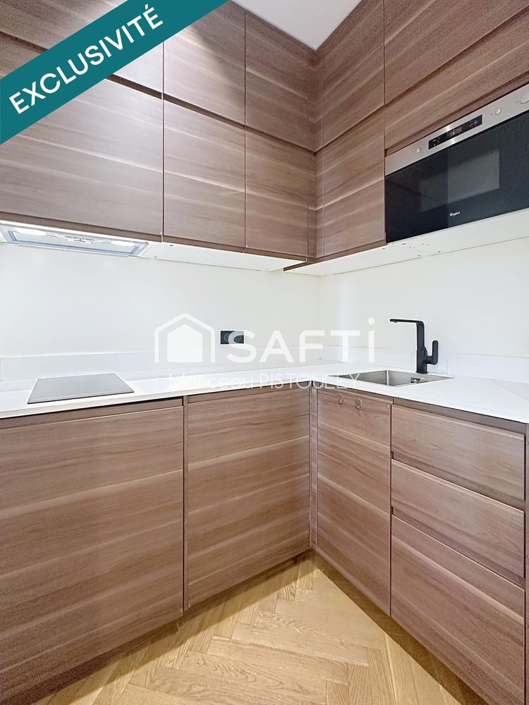 Property photo in Carre d'Or