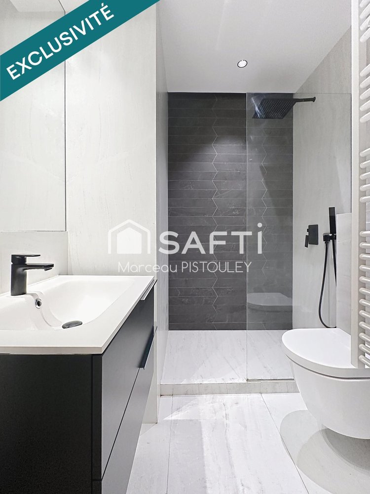 Property photo in Carre d'Or