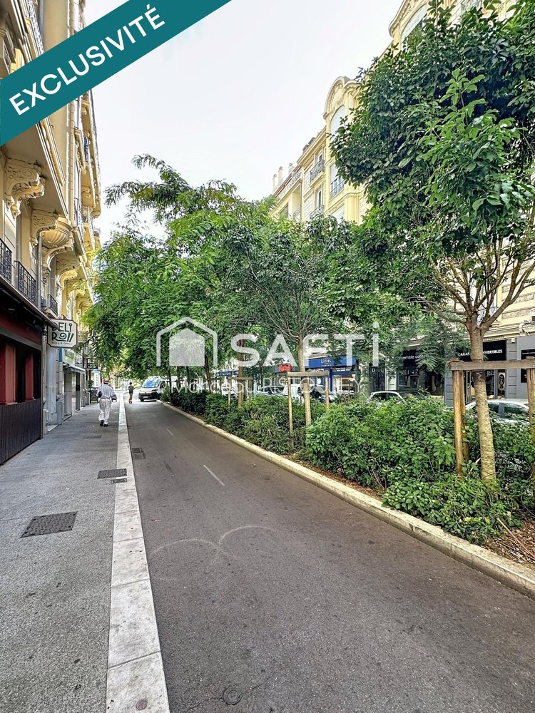 Property photo in Carre d'Or